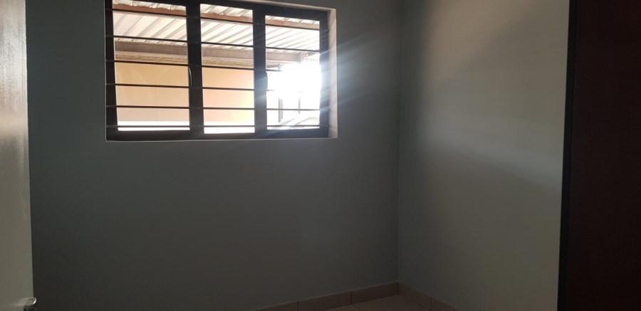 To Let 3 Bedroom Property for Rent in Waterval East North West